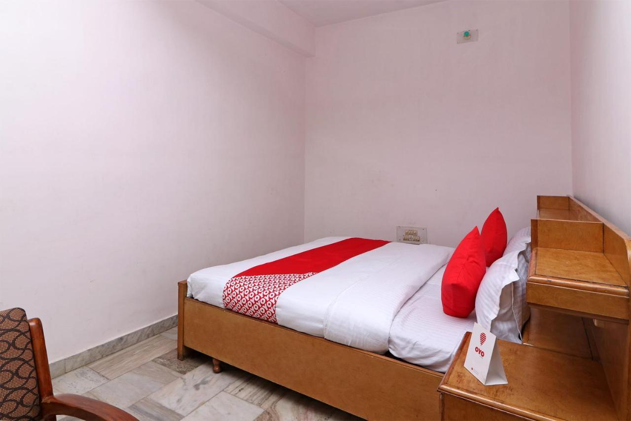 Oyo 16112 Hotel Uruvela International Бодх-Гая Екстер'єр фото
