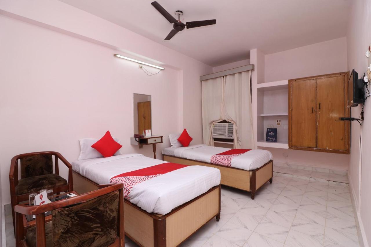 Oyo 16112 Hotel Uruvela International Бодх-Гая Екстер'єр фото